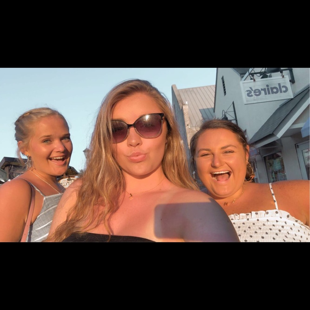 Meet your Posher, Hanah